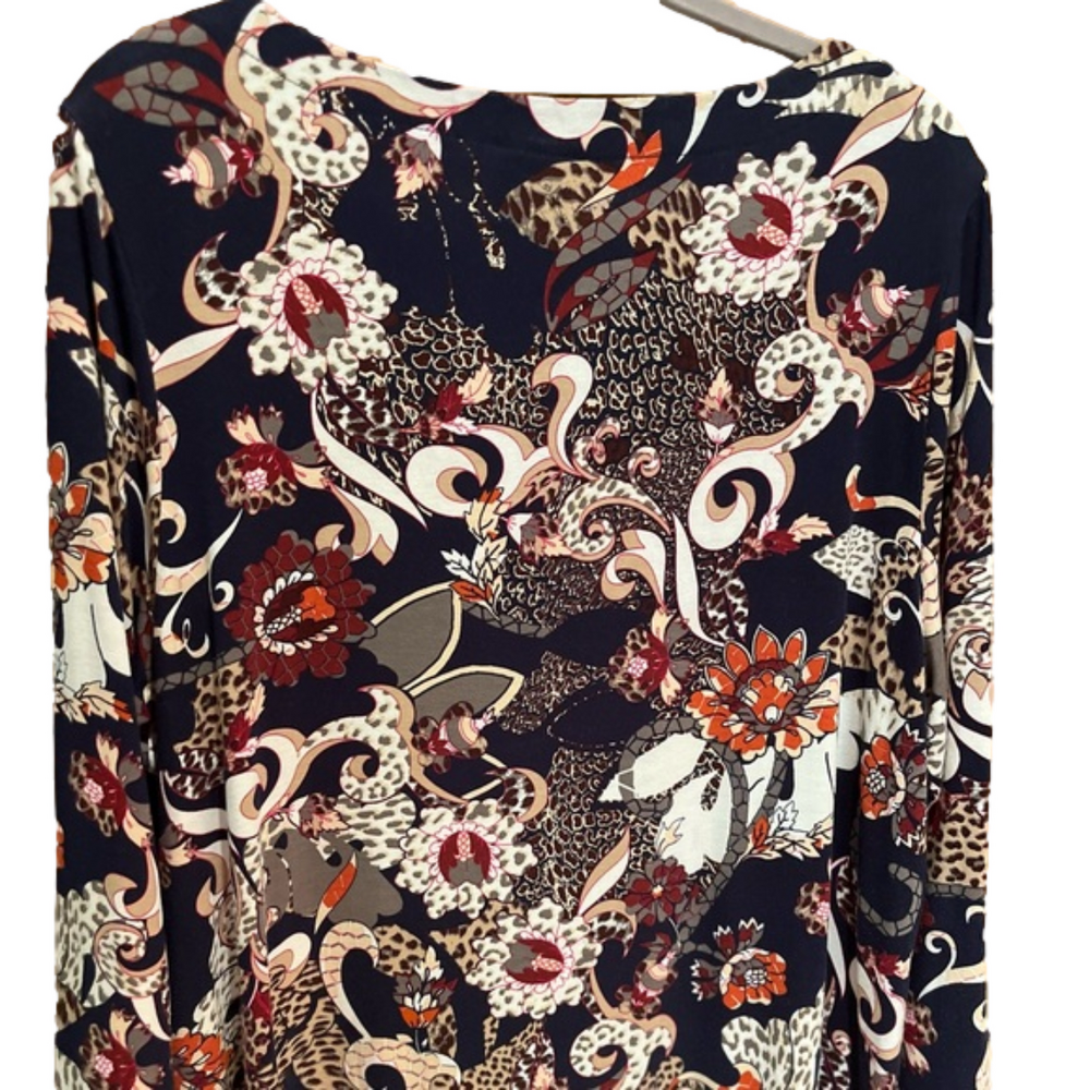 Chico's Navy and Red Floral Blouse Size 3/XL - Picture 7 of 7